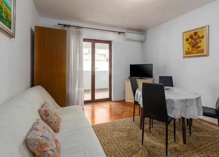 Amazing In Apartman *